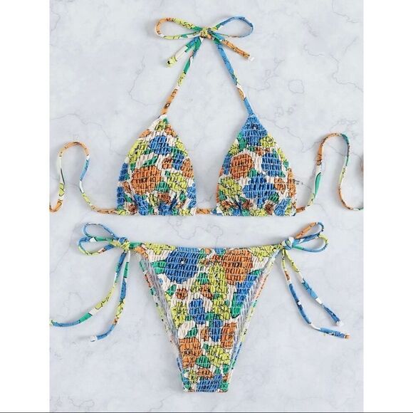 Bikini Set - Picture 6 of 11